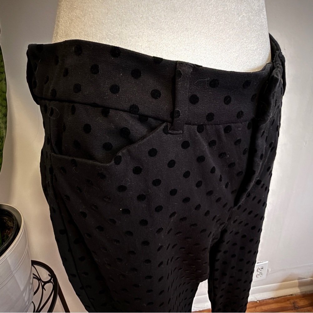 Old Navy | Black Dot‎ Pixie Skinny Pants, High Rise - Picture 2 of 7